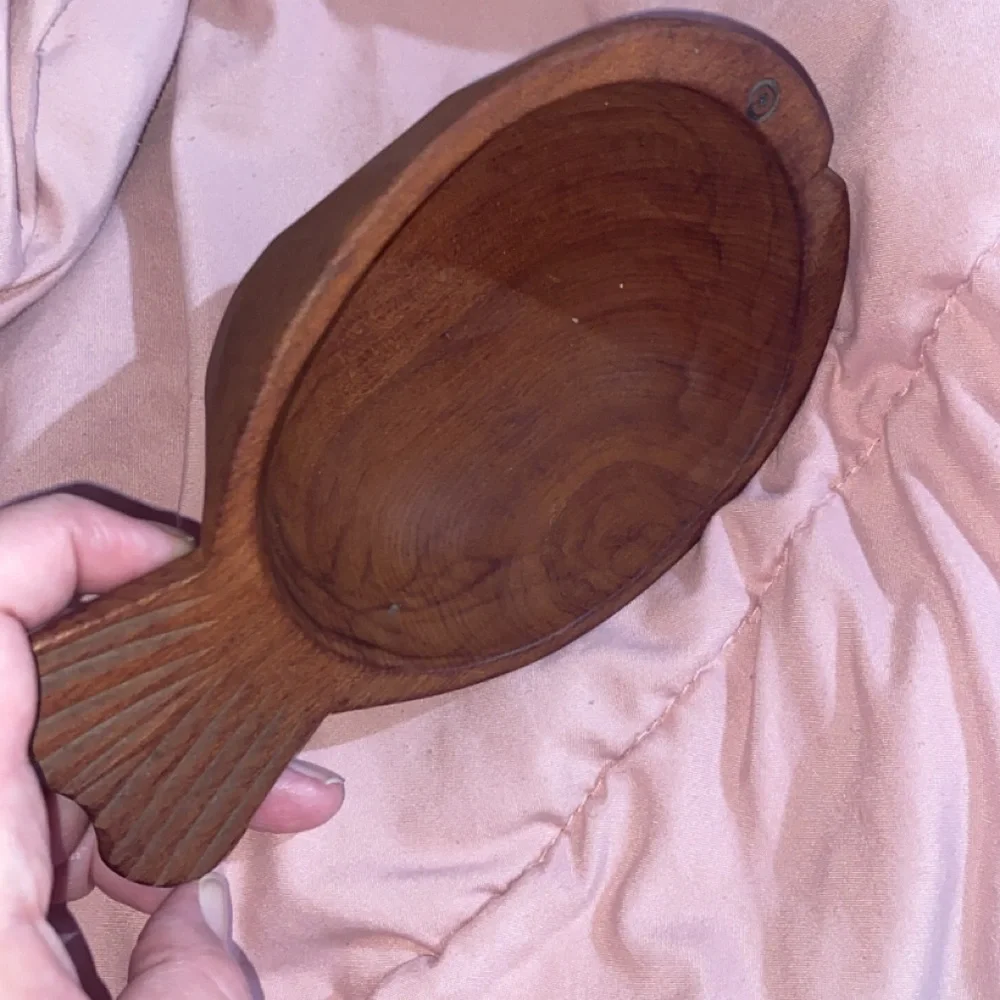 Wooden Fish-Shaped Pet Bowl